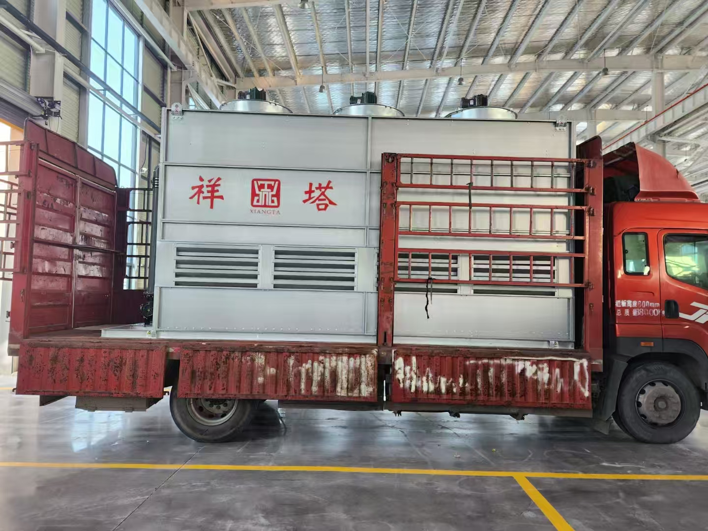 湖北十堰石油冶煉安裝冷卻塔